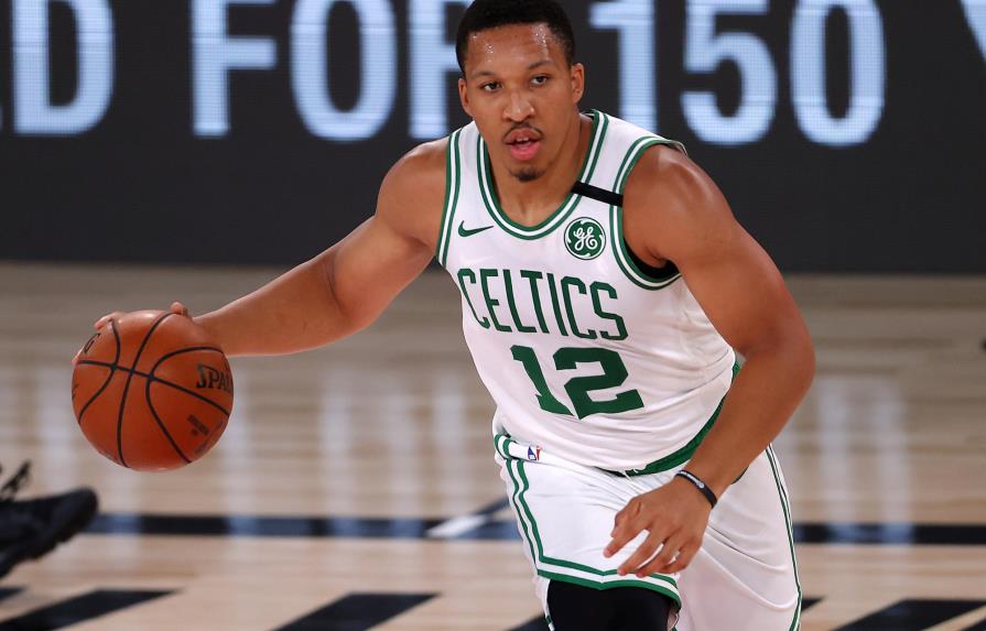 Jayson Tatum lleva a los Celtics a evitar que Grizzlies sellen boleto al fin de semana