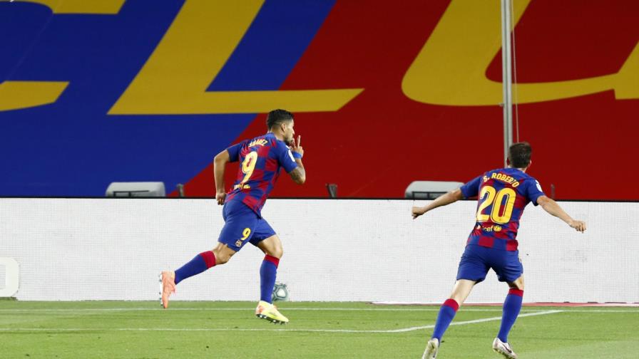Entre lágrimas, Suárez se despide del Barcelona Entre lágrimas, Suárez se despide del Barcelona