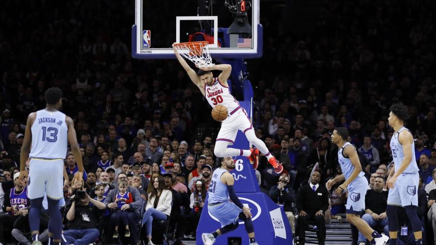 Con 34 puntos de Korkmaz, 76ers ganan 119-107 a Grizzlies Con 34 puntos de Korkmaz, 76ers ganan 119-107 a Grizzlies