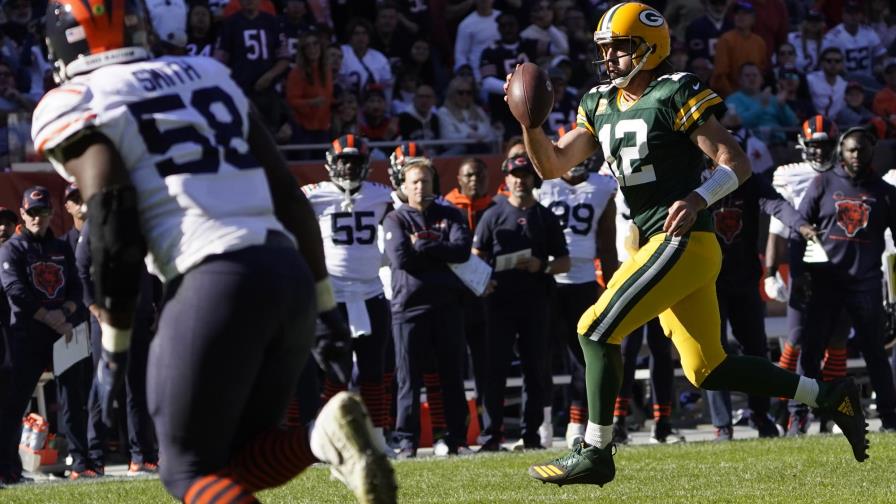 Rodgers logra 3 TDs en triunfo de Packers sobre Bears