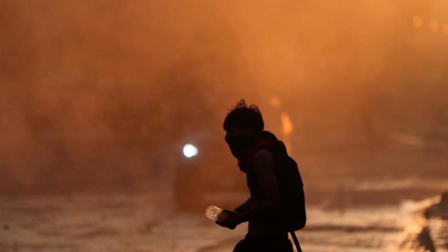 Nueva jornada de protestas en Chile entre la normalidad y gases lacrimógenos