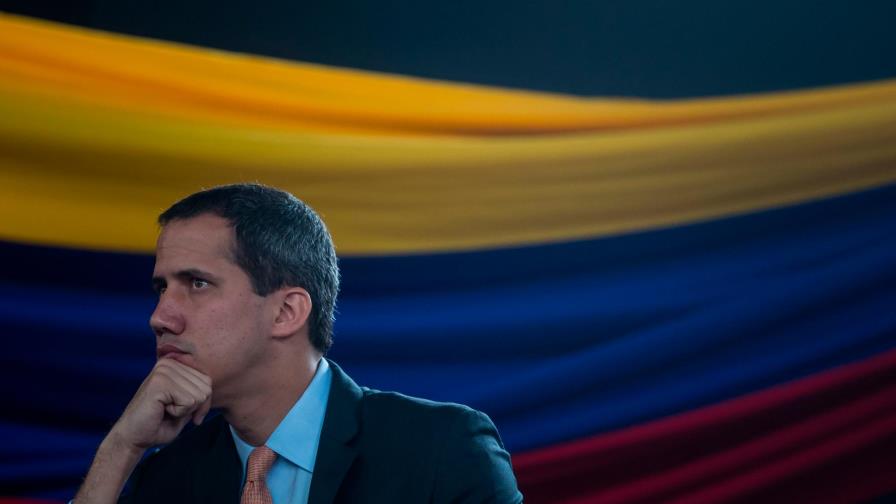 Guaidó, sin sede: el chavismo se atrinchera a golpes en el Parlamento