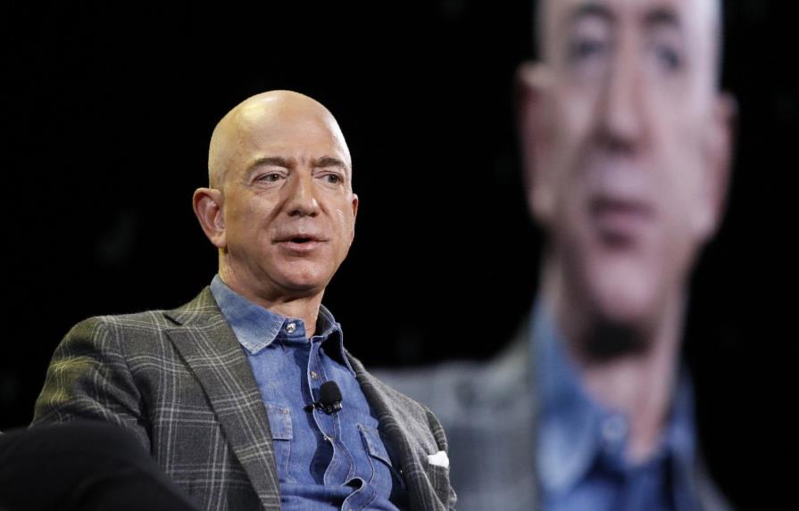 Jeff Bezos, fundador de Amazon, renunciará como CEO