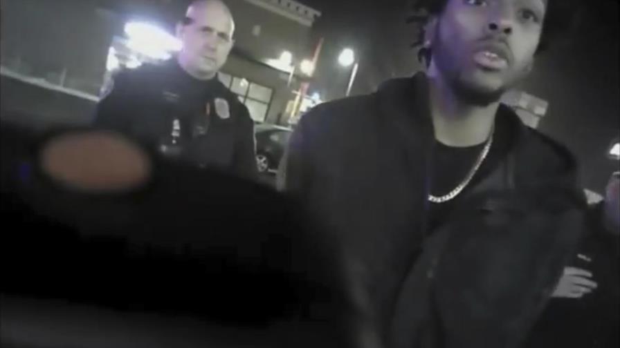 Jugador de Bucks firma acuerdo por incidente con la policía