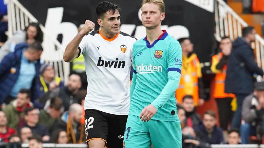 El Valencia recupera su mejor versión y tumba al Barcelona