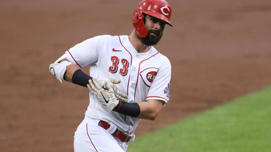 Con dos jonrones de Winker, Rojos arrollan 8-1 a Piratas Con dos jonrones de Winker, Rojos arrollan 8-1 a Piratas
