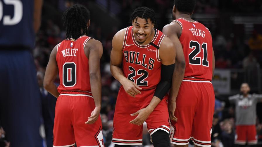 Coby White anotó 19 puntos para guiar la victoria de los Bulls Coby White anotó 19 puntos para guiar la victoria de los Bulls