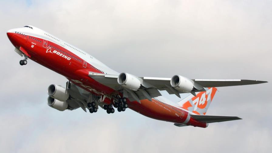 Pasajero demanda a aerolíneas de EEUU porque su meñique se atascó en el asiento Pasajero demanda a aerolíneas de EEUU porque su meñique se atascó en el asiento