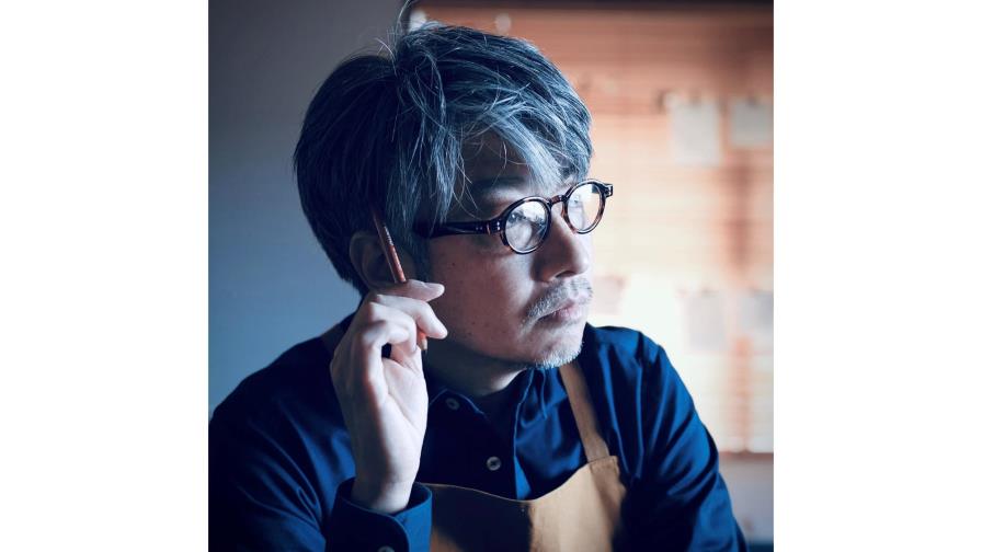 Tokio cesa a director de ceremonia de apertura por escándalo