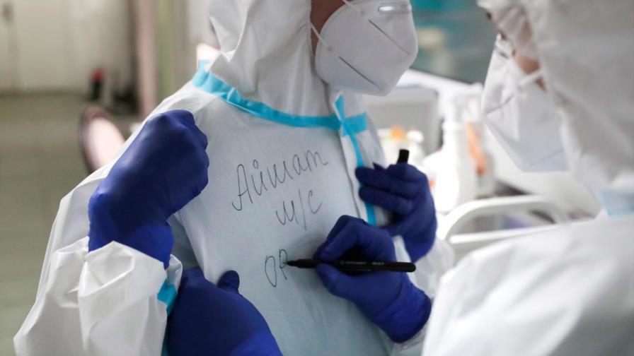 Rusia producirá en septiembre grandes dosis de una vacuna contra la COVID-19 Rusia producirá en septiembre grandes dosis de una vacuna contra la COVID-19