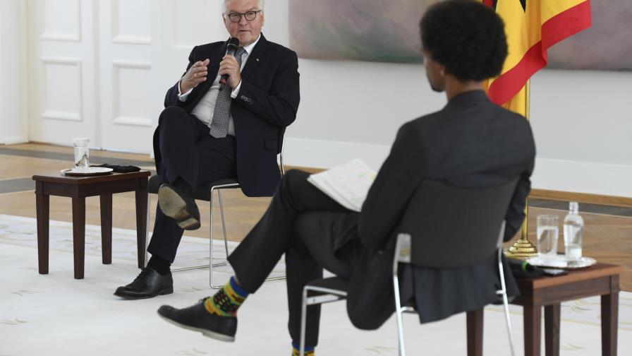 Presidente pide a los alemanes reflexionar sobre el racismo