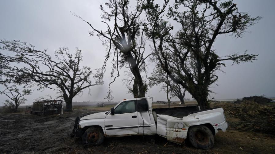 La costa de Luisiana se prepara para Delta, un nuevo huracán