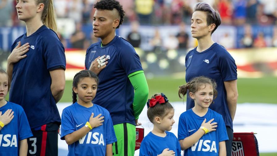 Juez desestima demanda de mujeres futbolistas de ganar igual que hombres