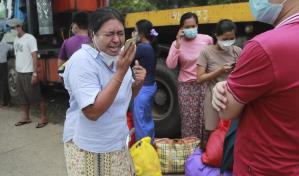 Myanmar: Multitudes celebran liberación de presos políticos Myanmar: Multitudes celebran liberación de presos políticos