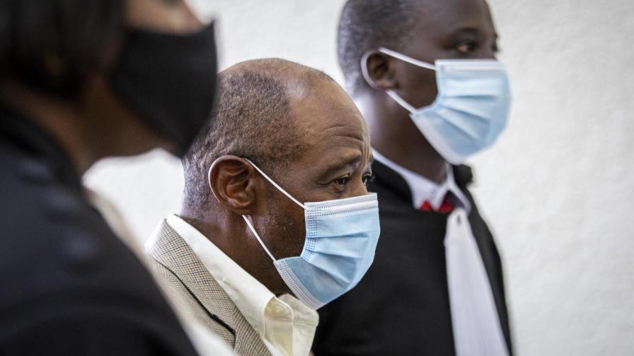 Acusan de terrorismo al hombre que inspiró “Hotel Ruanda”