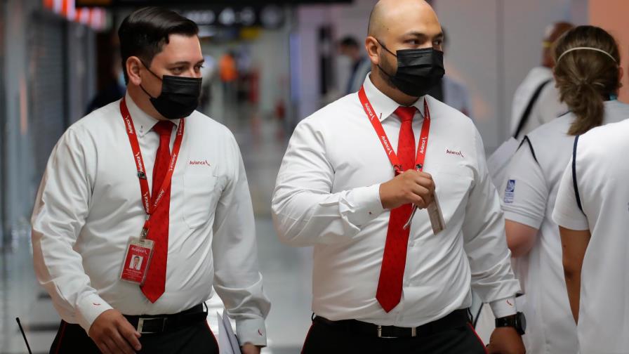 Avianca reducirá entre 30 y 40 % su operación por el coronavirus Avianca reducirá entre 30 y 40 % su operación por el coronavirus