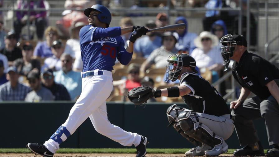 Fuente AP: MLB respetará tiempo de servicio de peloteros