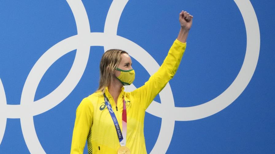 Australiana McKeon se perfila como reina de la natación