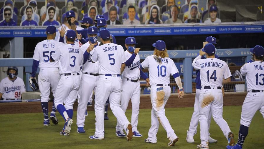 Nicaragüense Crawford va a Cerveceros tras canje con Dodgers Nicaragüense Crawford va a Cerveceros tras canje con Dodgers