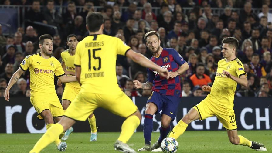 Futuro de Vidal y Rakitic en el Barcelona en suspenso