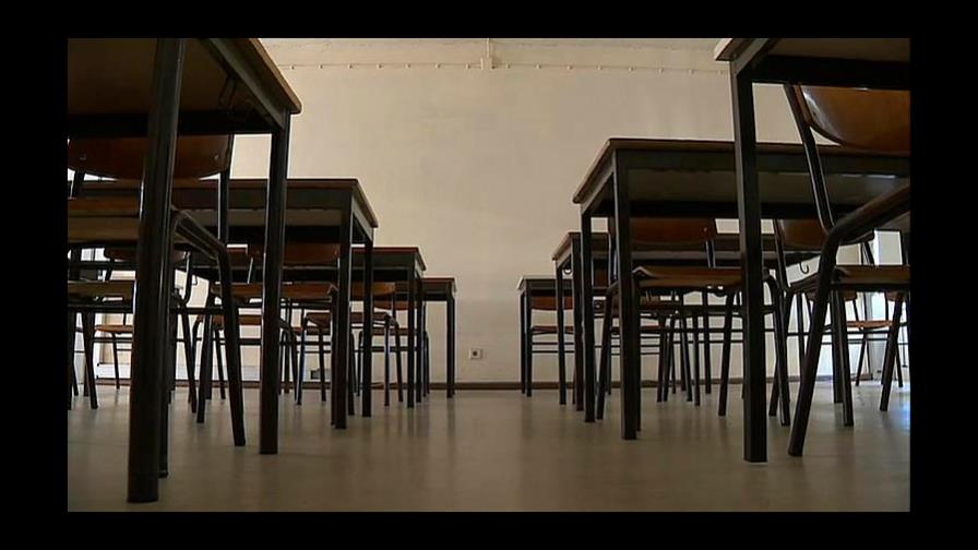 Las escuelas amanecen cerradas en Portugal con nuevo récord de fallecidos