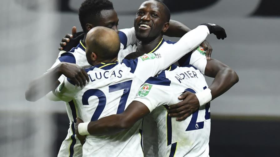 Tottenham vence a Brentford; avanza a final de Copa de Liga