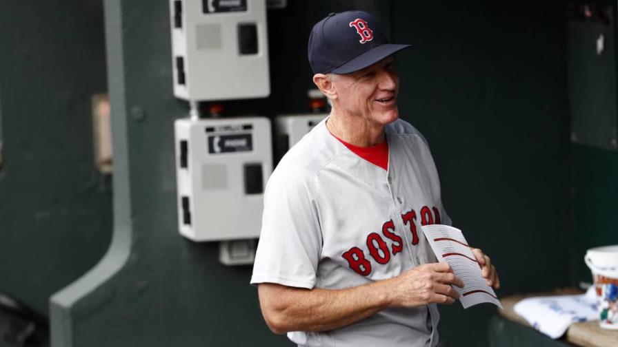 Los Medias Rojas de Boston confirma a Ron Roenicke como su manager Los Medias Rojas de Boston confirma a Ron Roenicke como su manager