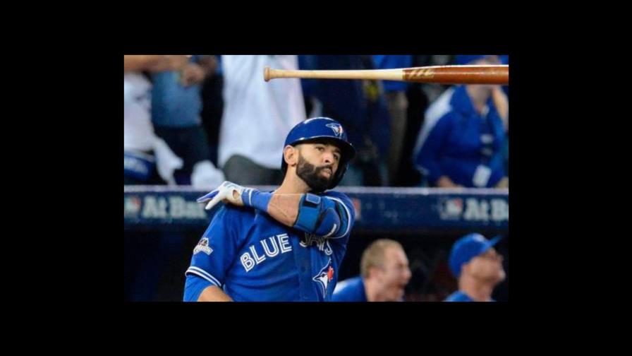 José Bautista aclaró que no tiene planes de convertirse en lanzador José Bautista aclaró que no tiene planes de convertirse en lanzador