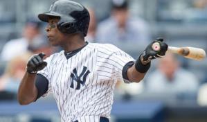 Alfonso Soriano entre los reyes dando jonrón abriendo juego