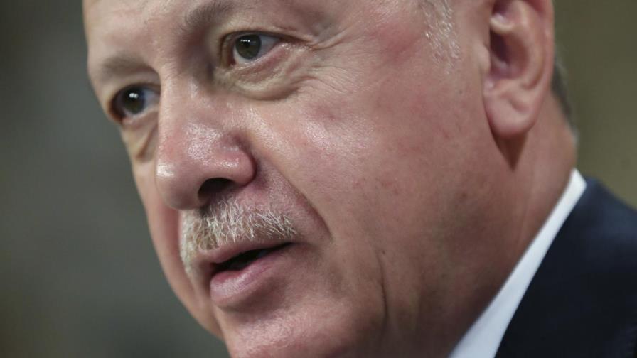 Turquía anuncia vasto yacimiento de gas natural