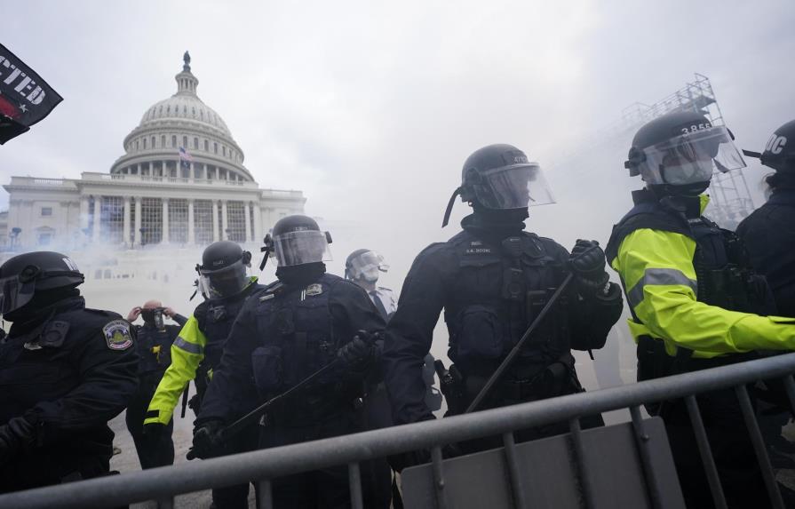 Nuevos documentos revelan magnitud del caos del asalto al Capitolio