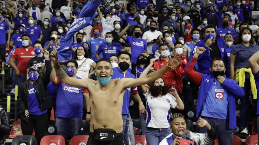 Cruz Azul remonta ante Toluca y avanza a semifinales