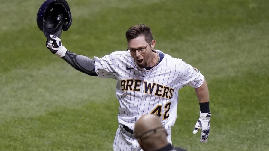 Sogard rescata a Hader; Cerveceros ganan