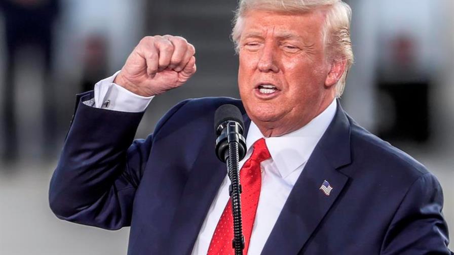 Trump responde a Michelle Obama que sin su marido él no sería presidente