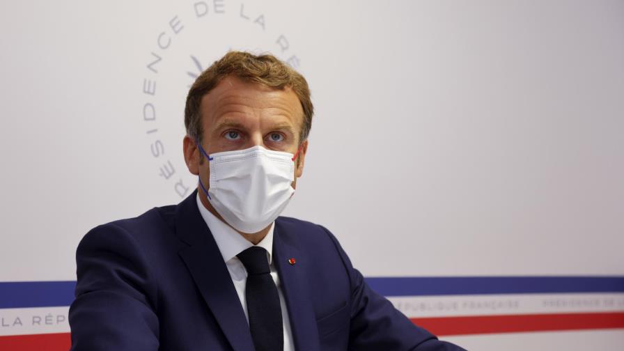 Francia: Macron advierte que crisis del virus no quedó atrás