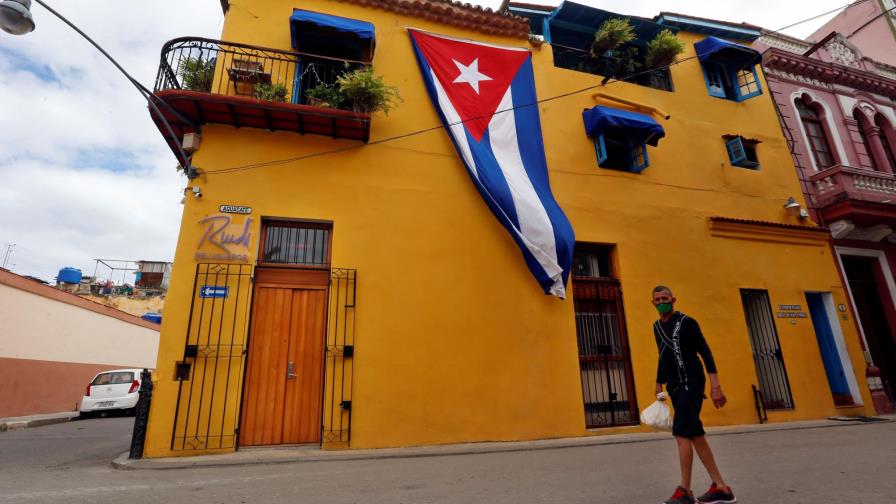 Cuba tacha de “hipócrita” su regreso a lista de patrocinadores del terrorismo