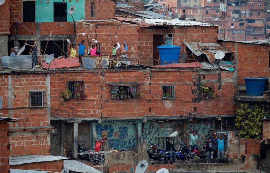 El BM alerta que 60 millones de personas podrían volver a extrema pobreza