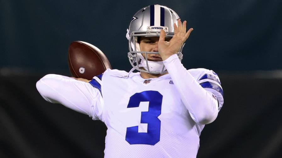 Cowboys tendrán a su 4to quarterback del año ante Steelers