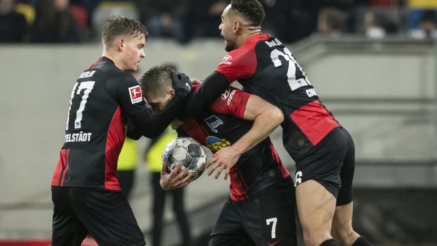Hertha remonta tres goles y empata en Düsseldorf