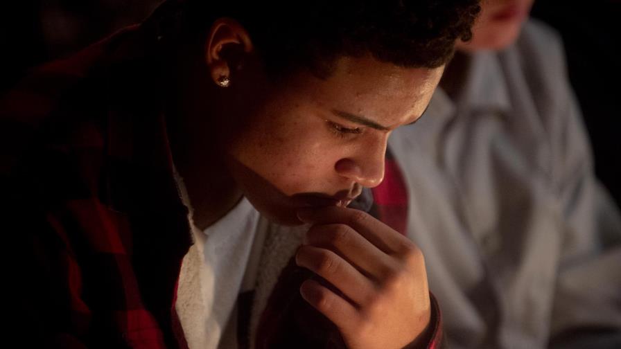 Muere cuarto estudiante en tiroteo en Michigan