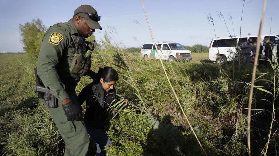 Cae número de niños migrantes solos en frontera de EEUU