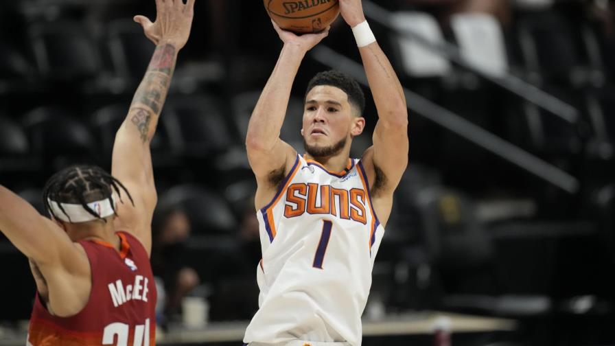 Fuentes AP: Beal y Booker jugarán con EEUU en Tokio 2020