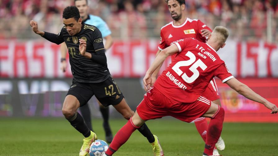 De repente, la defensa del Bayern de Múnich es un colador