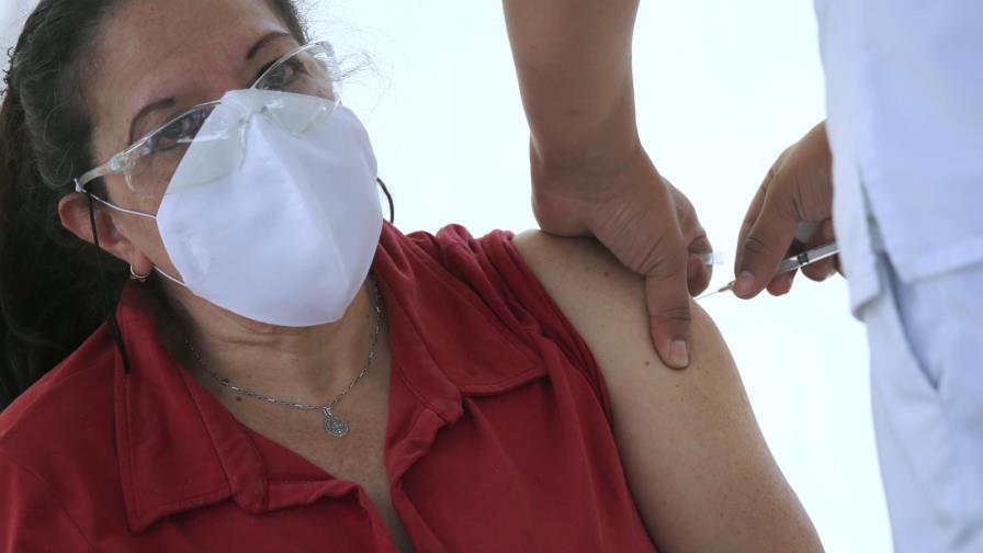 México: Arrestan a 6 por presunto tráfico de vacunas falsas