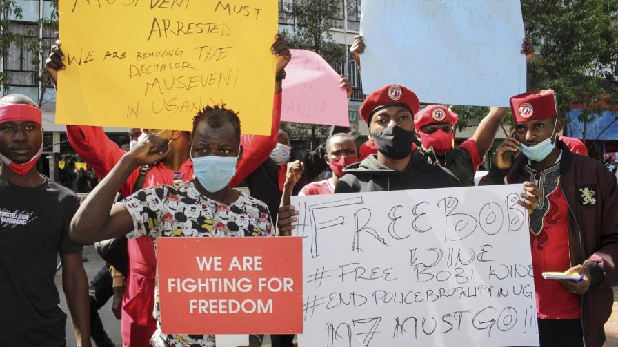 Uganda: 37 fallecidos en protestas por arresto de opositor