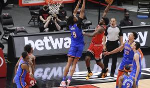 Con 40 puntos de LaVine, Bulls vencen al Thunder