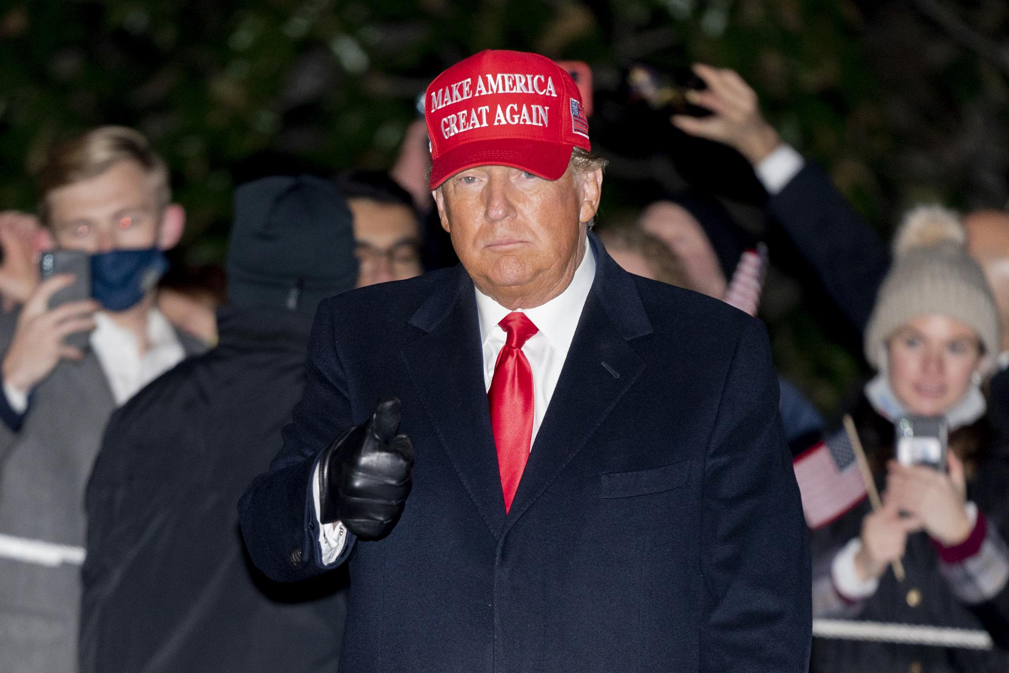 Fiesta de celebración de Trump, bajo escrutinio por COVID