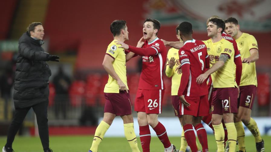 Liverpool cae ante Burnley, pierde racha invicta en casa