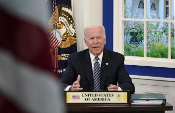 Critican idea de Biden de crear nuevo impuesto para ricos