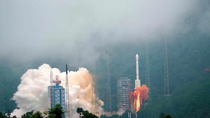 Posponen al 17 de agosto lanzamiento de 53 satélites, entre ellos uno español